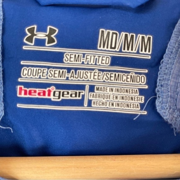 Under Armour Qualifier Active Jacket Neon Reflective Hooded Semi-fitted Medium - Picture 3 of 7